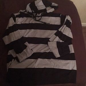 Men 3X LRG Black and White Hoodie $10
